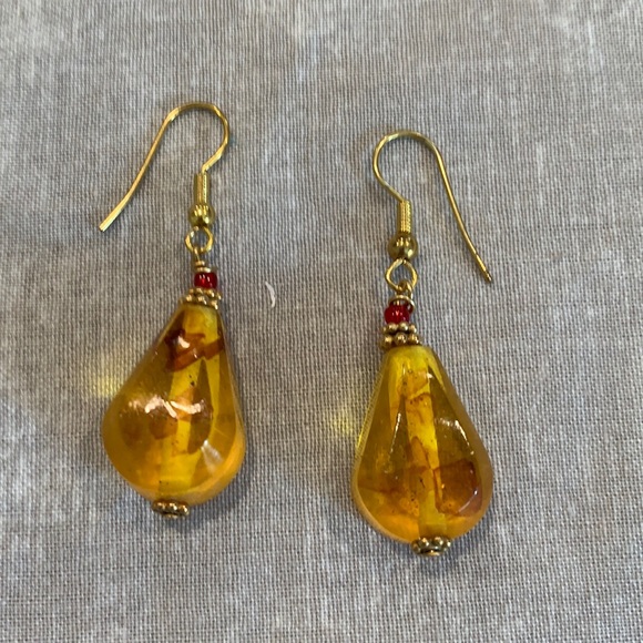 Jewelry - Genuine amber pierced earrings